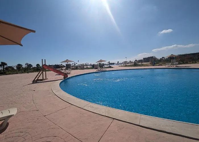 Apartman Spacious Duplex With Private Roof, Blumar El Sokhna, Families Only Ajn-Szuhna