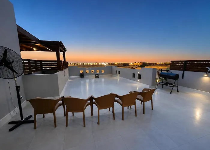 Spacious Duplex With Private Roof, Blumar El Sokhna, Families Only *